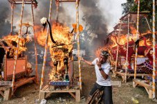 cremation-ceremony-in-the-village-of-penestanaan-kaja.jpg