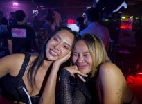 Lisa Climnaxx + andere danseres.jpg