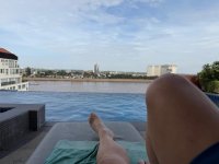 Pool Harmong op floor 8.jpg