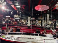 Chick interieur 2.jpg