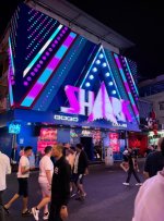 Indrukwekkende gevel van Shark.jpg