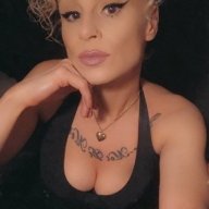 Michele_Avalyn_Kinky